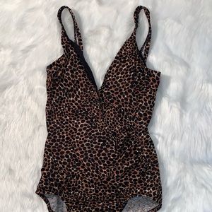 Miracle suit size 10 bathing suit